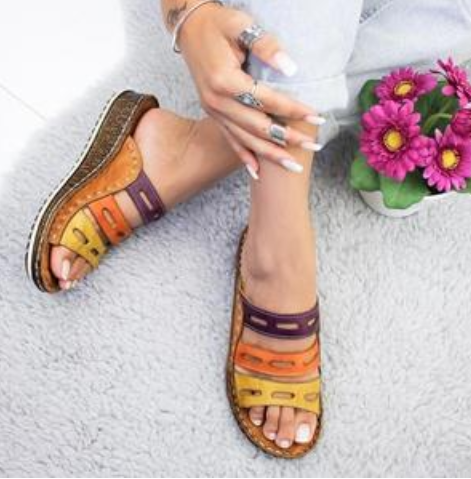 Line Color Leisure Sandals