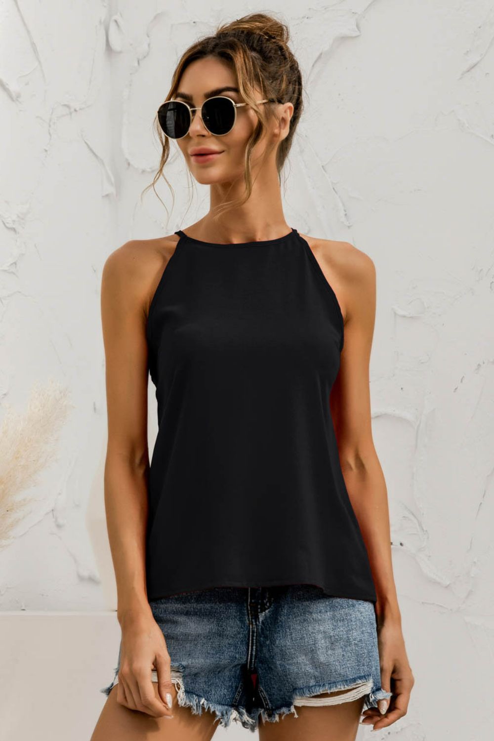 Keyhole Round Neck Tank